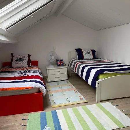 Proche St Martin De Bréhal