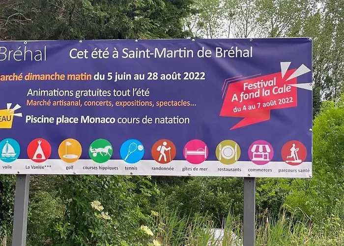 Proche St Martin De Bréhal